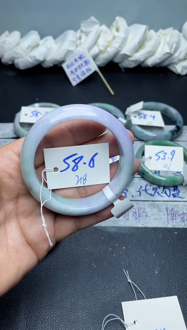 未镶嵌手镯翡翠218