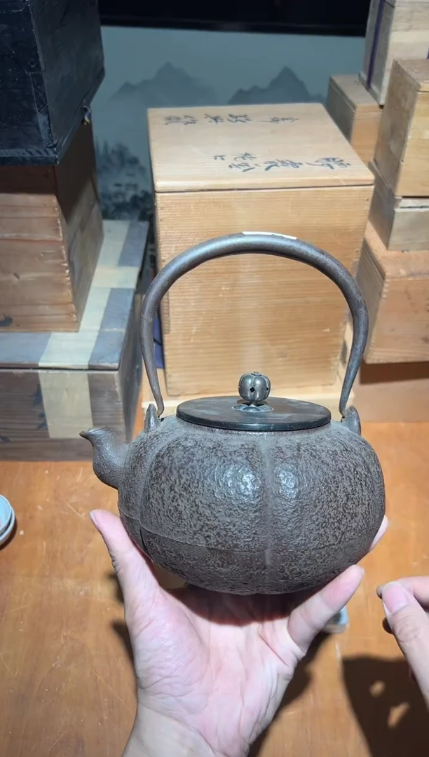 铁A1079铁壶中古周边/壶嘴有缺
