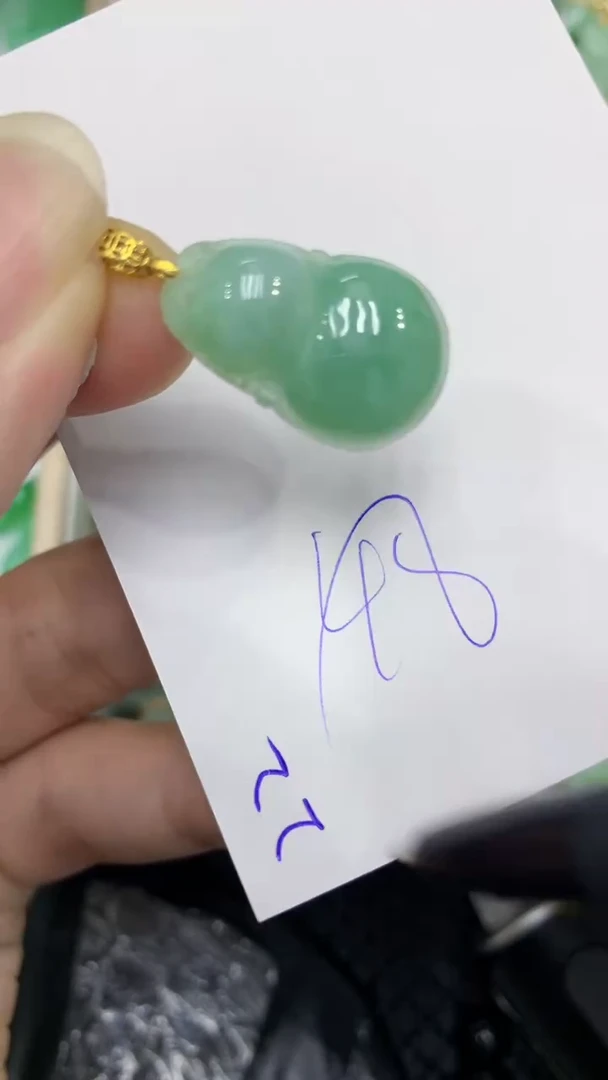 颈饰未镶嵌翡翠缅甸A货翡翠