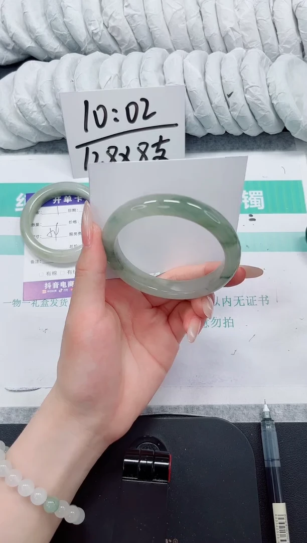 石英质玉手镯未镶嵌2-59.7`