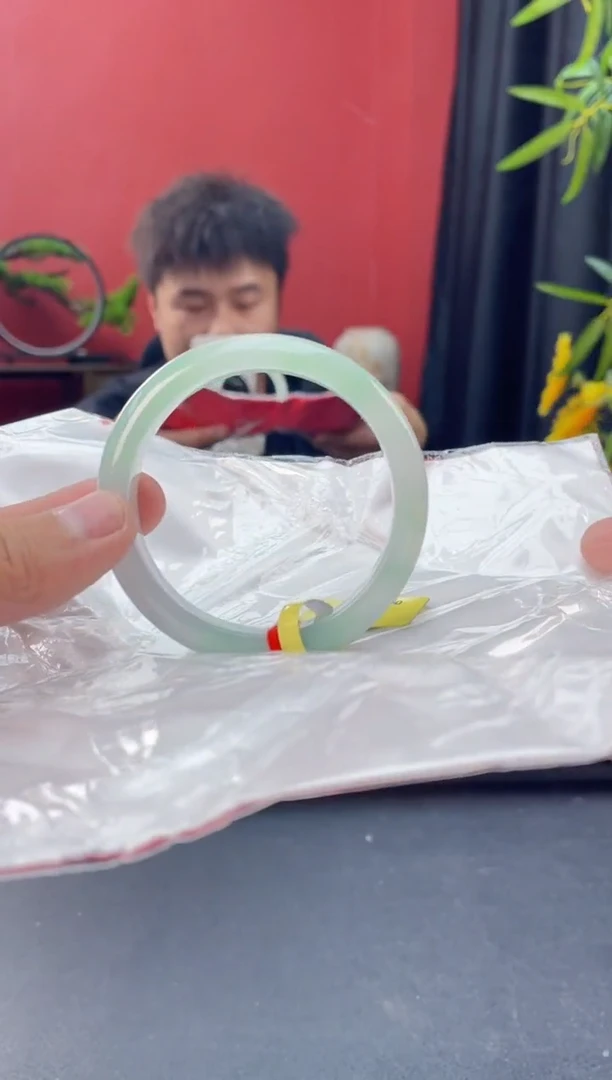 未镶嵌手镯翡翠22