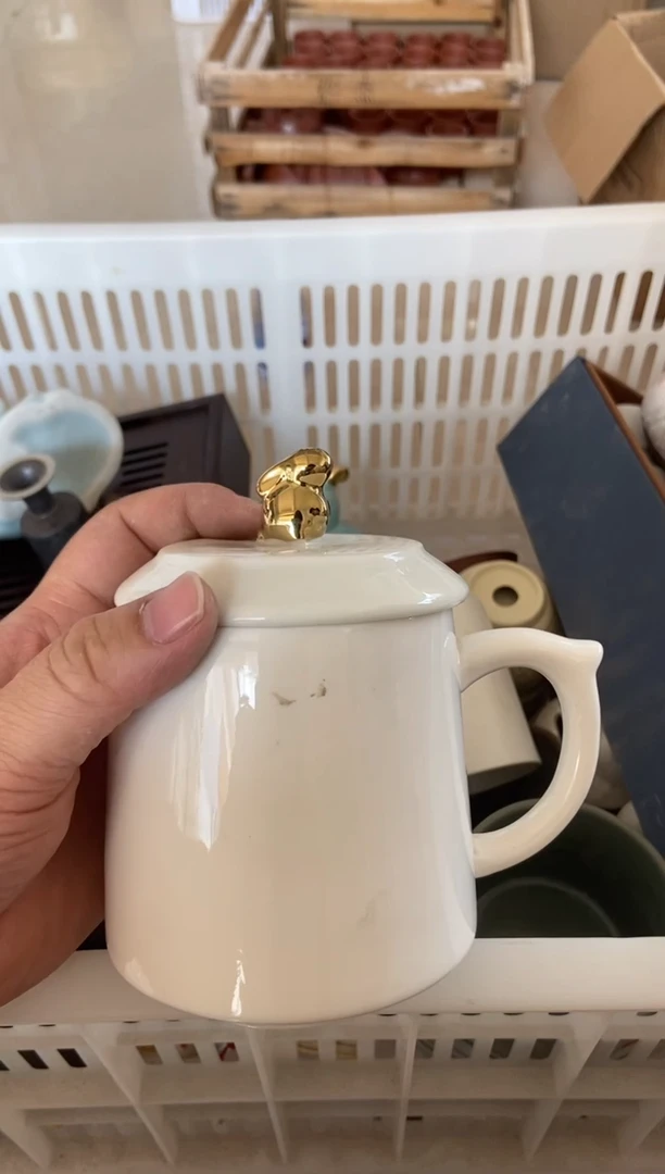 无运费险有瑕疵的摄影的产品有使用过的痕迹有点脏介意勿拍