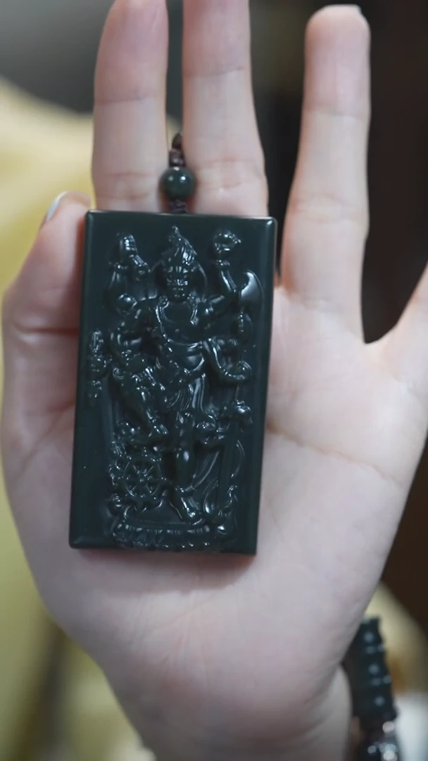 颈饰未镶嵌和田玉不动尊