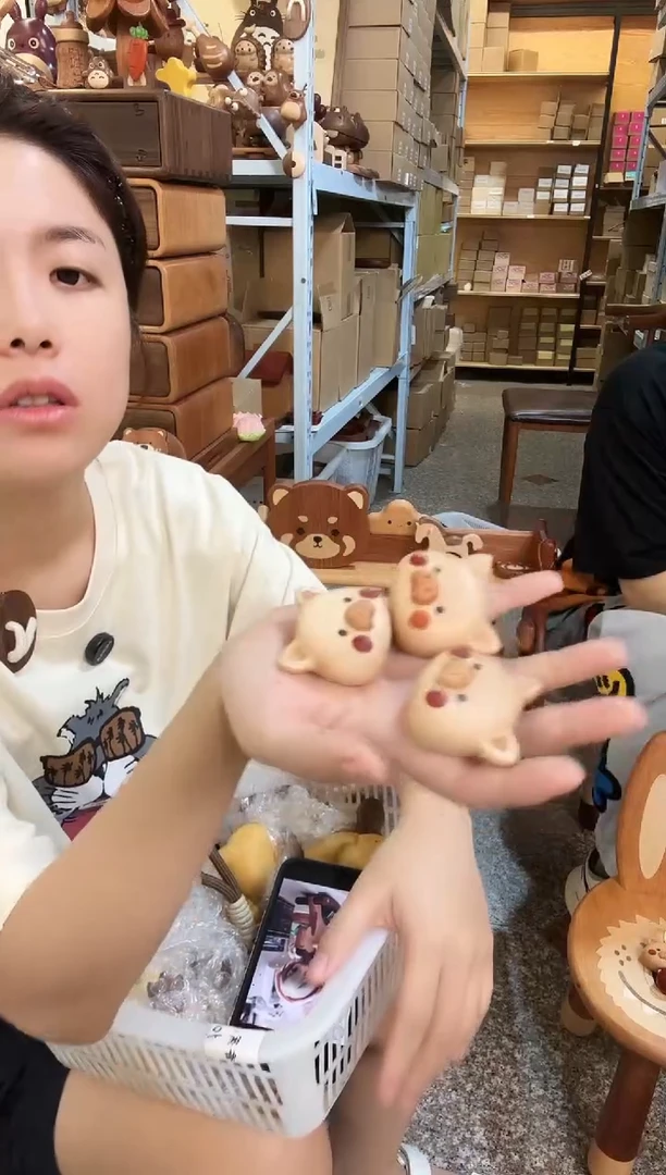 木猪头冰箱贴1个