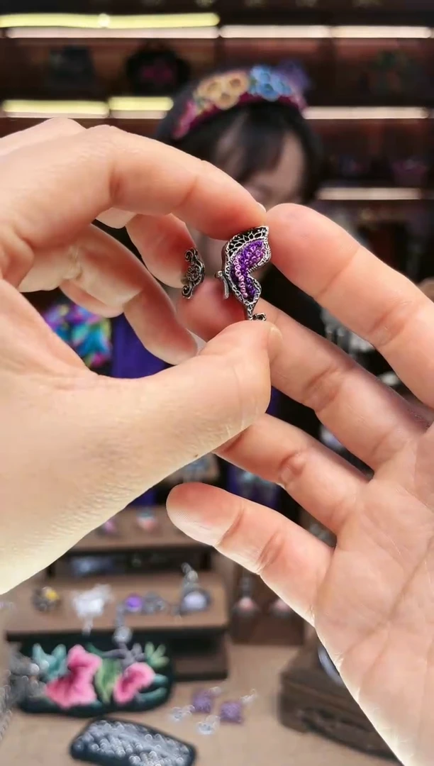 【闪购商品】织绣1950黔东南苗族刺绣