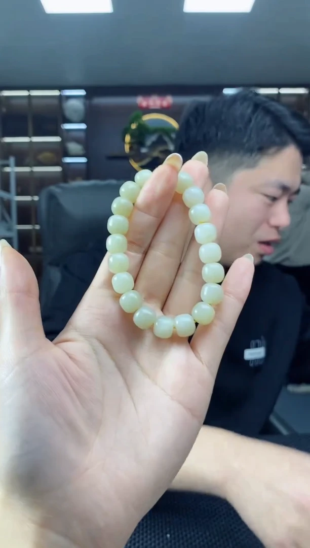 【闪购商品】和田玉手串未镶嵌老型卡10清货1