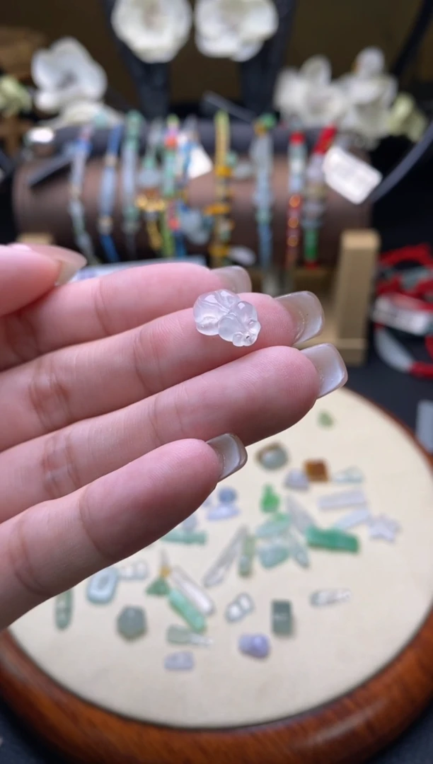 颈饰未镶嵌翡翠净货15859