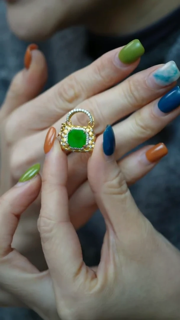 18K金镶嵌挂件翡翠39-吊坠/姿/3