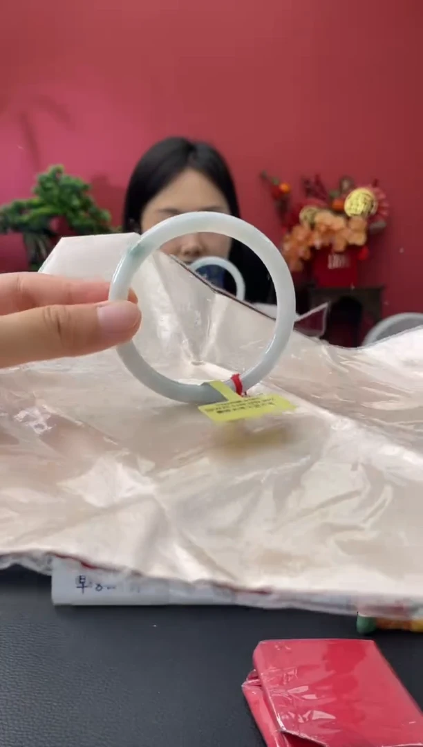 未镶嵌手镯翡翠7