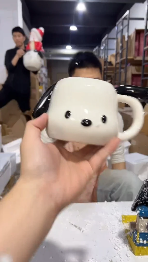 瓷片陶瓷帕恰狗头杯