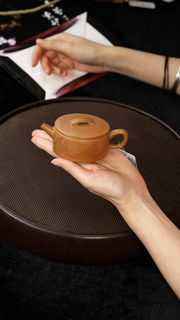 茶壶紫砂CCF13058降坡泥汉瓦130cc