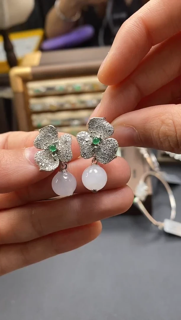 颈饰银S925镶嵌翡翠17750