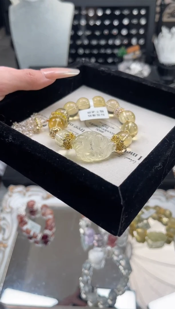 【闪购商品】水晶手链未镶嵌天然水晶 多样性发货