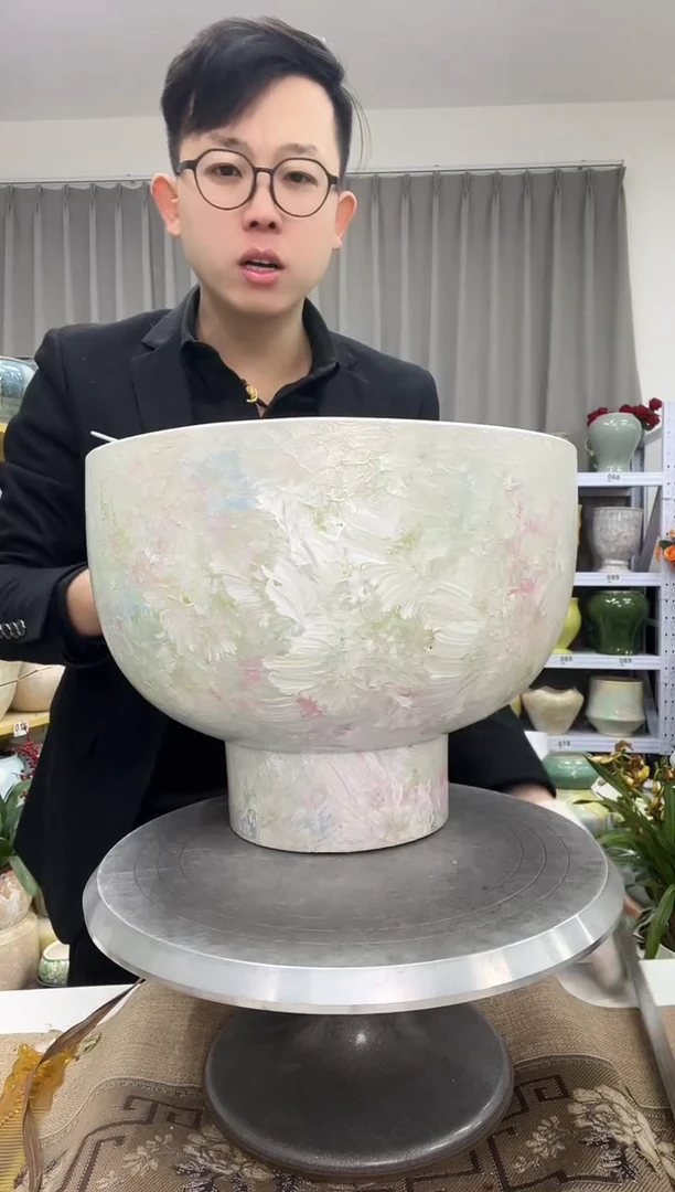 【1.4】花盆尺寸 高： 23 口：29.5