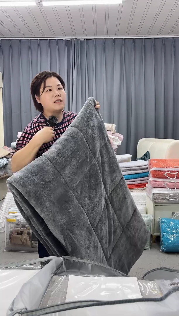 棉1.5*2.2灰色绒胖被