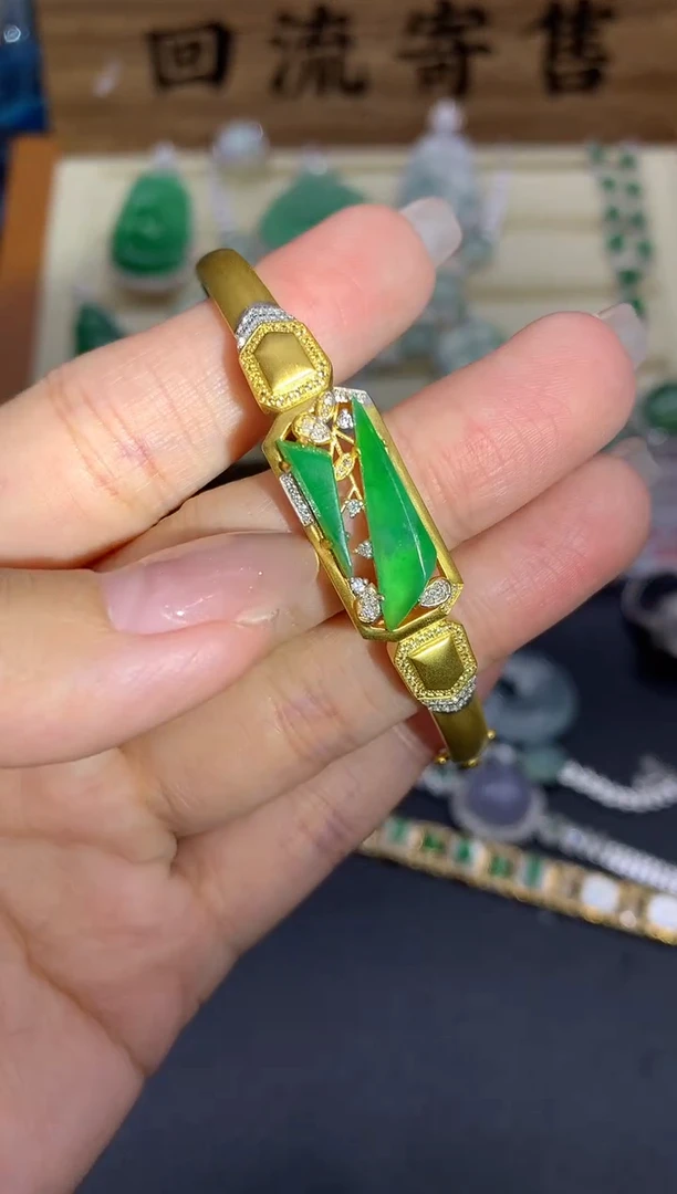 【闪购商品】翡翠手镯18K金镶嵌604-中国好珍宝