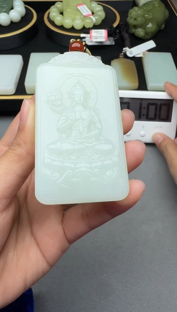 颈饰未镶嵌和田玉1