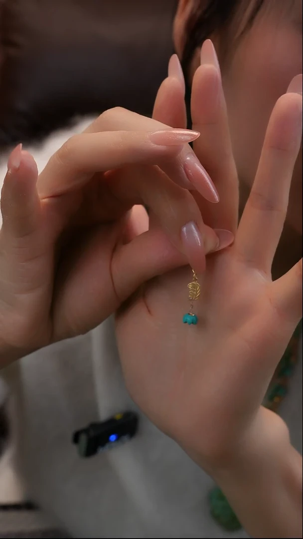 18K金镶嵌绿松石吊坠(不含链)1111