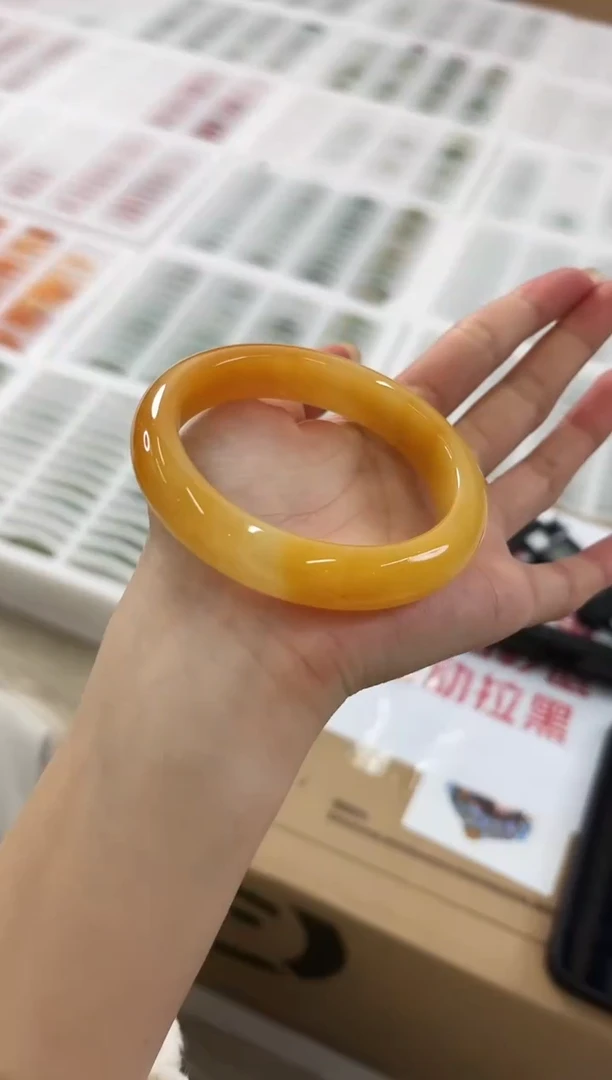 未镶嵌手镯石英质玉31-60HU