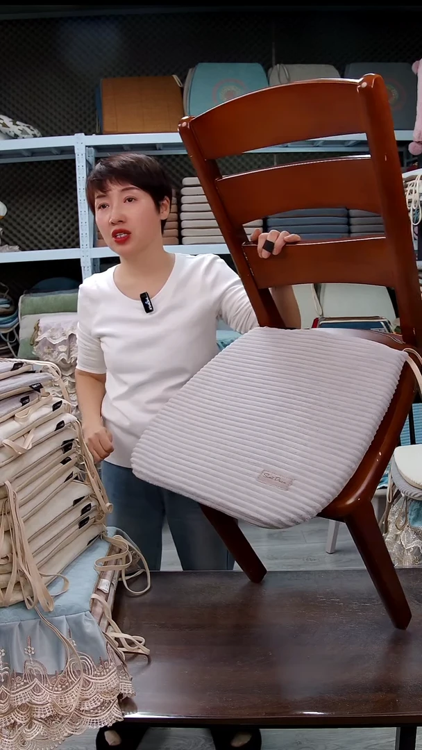 布灯芯绒：灰色1个