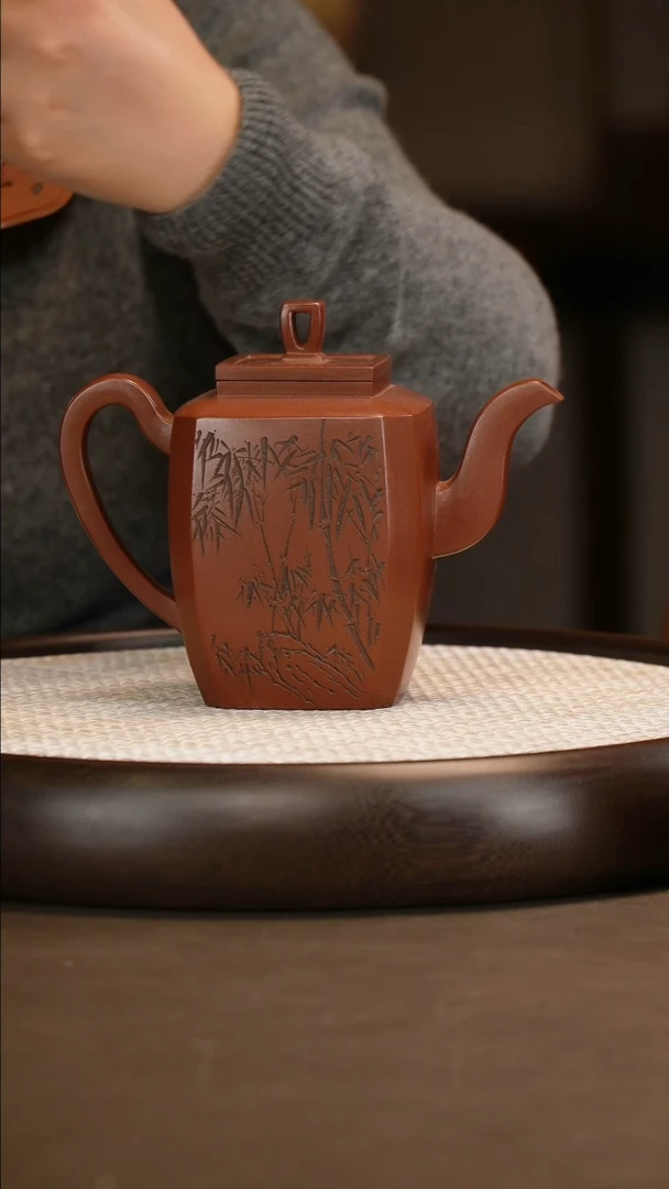 杨瑶芬 高八方 600c/山水画/紫泥朱泥一对杯/办公杯