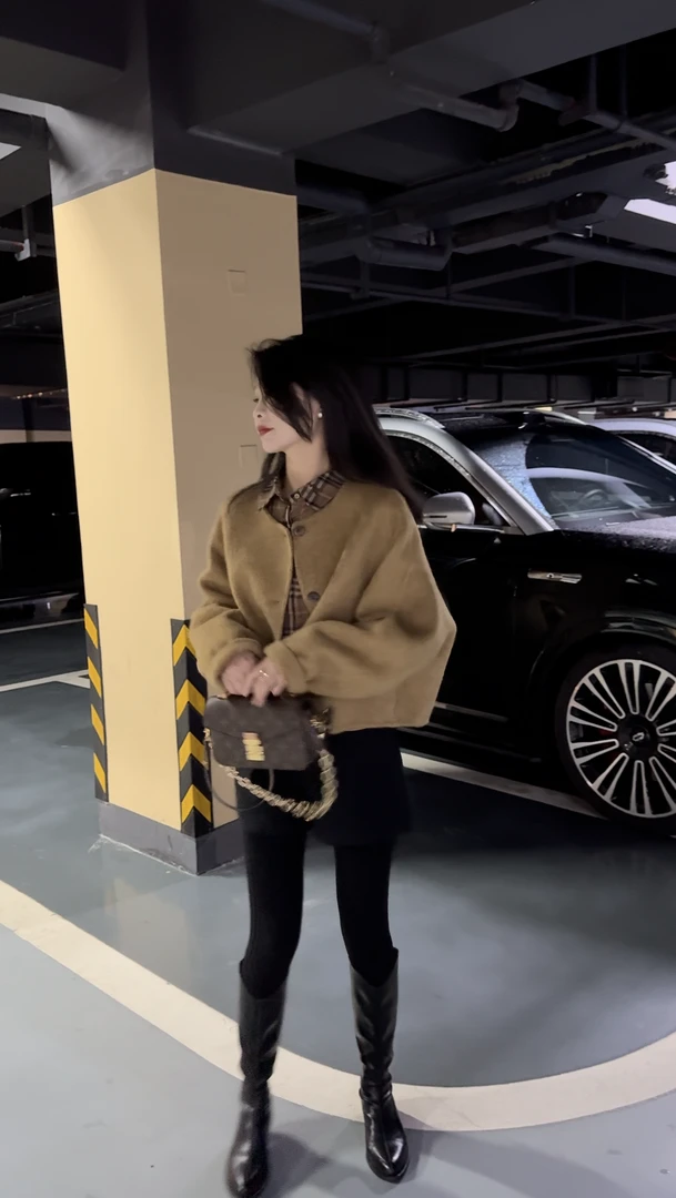 阿黎精选-------双面圆领简约外套