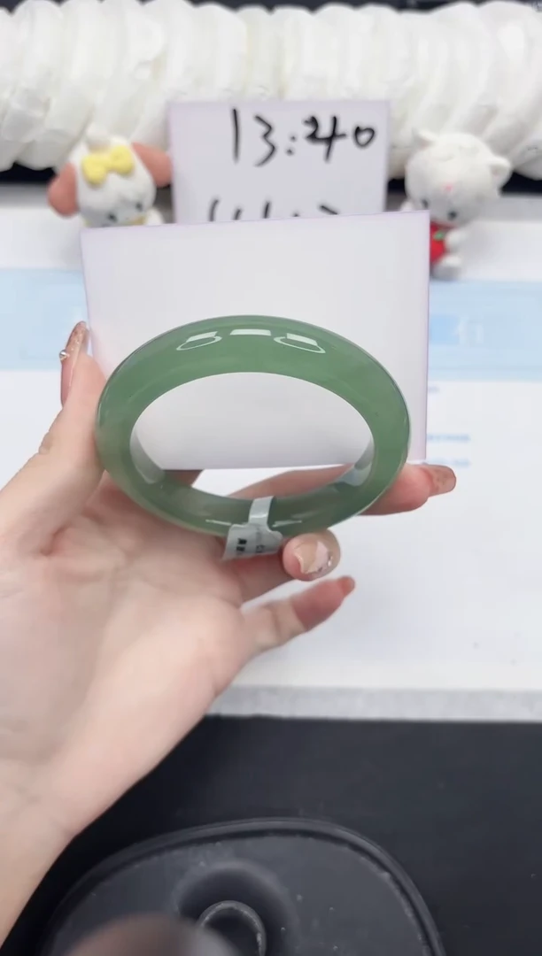 未镶嵌手镯石英质玉15-62