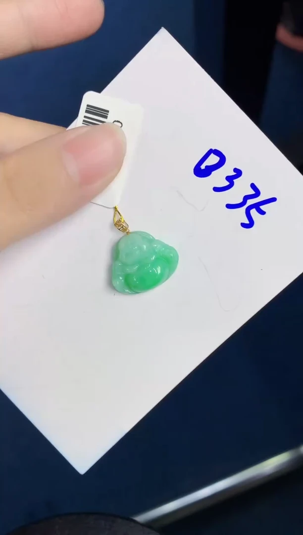 翡翠18K金镶嵌颈饰天然翡翠緬甸A貨