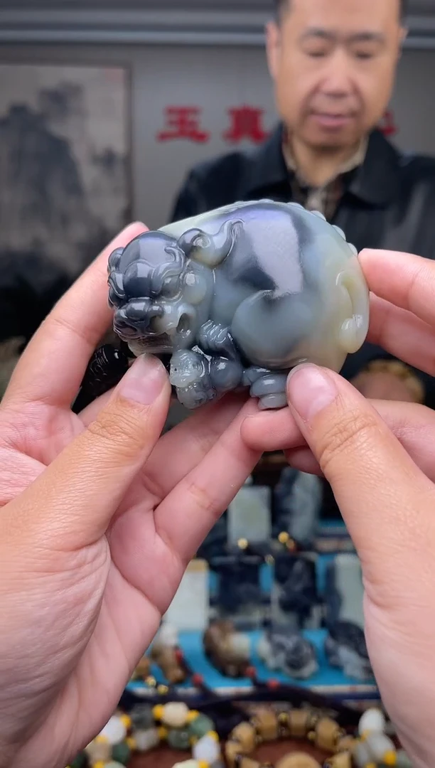 未镶嵌和田玉挂件1