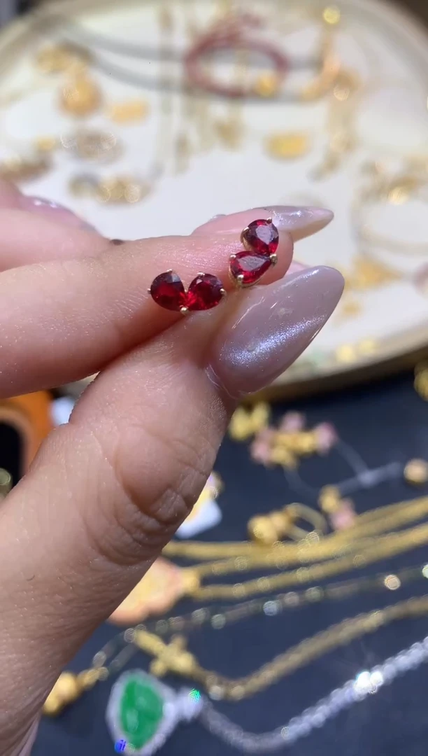 耳饰18K金A517|多样性发货一件|1650|BKJ5