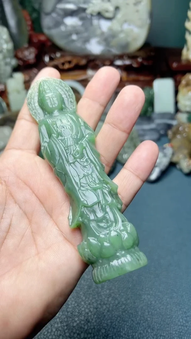 未镶嵌和田玉摆件-