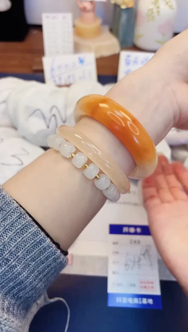 【闪购商品】石英质玉手镯未镶嵌246-财气镯-圈口63