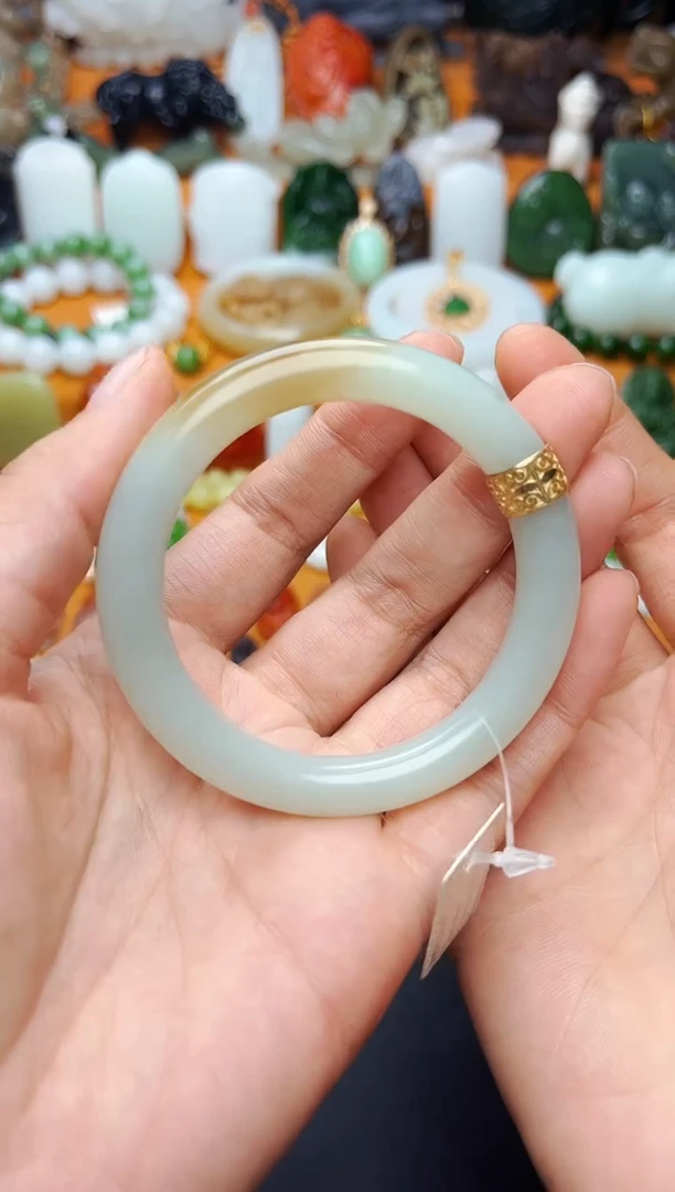 【闪购商品】和田玉手镯18K金镶嵌52圈口