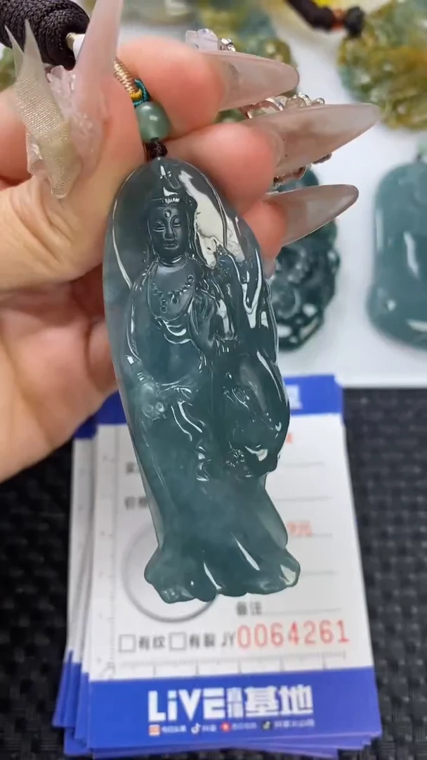 【闪购商品】翡翠颈饰未镶嵌1111111111111111