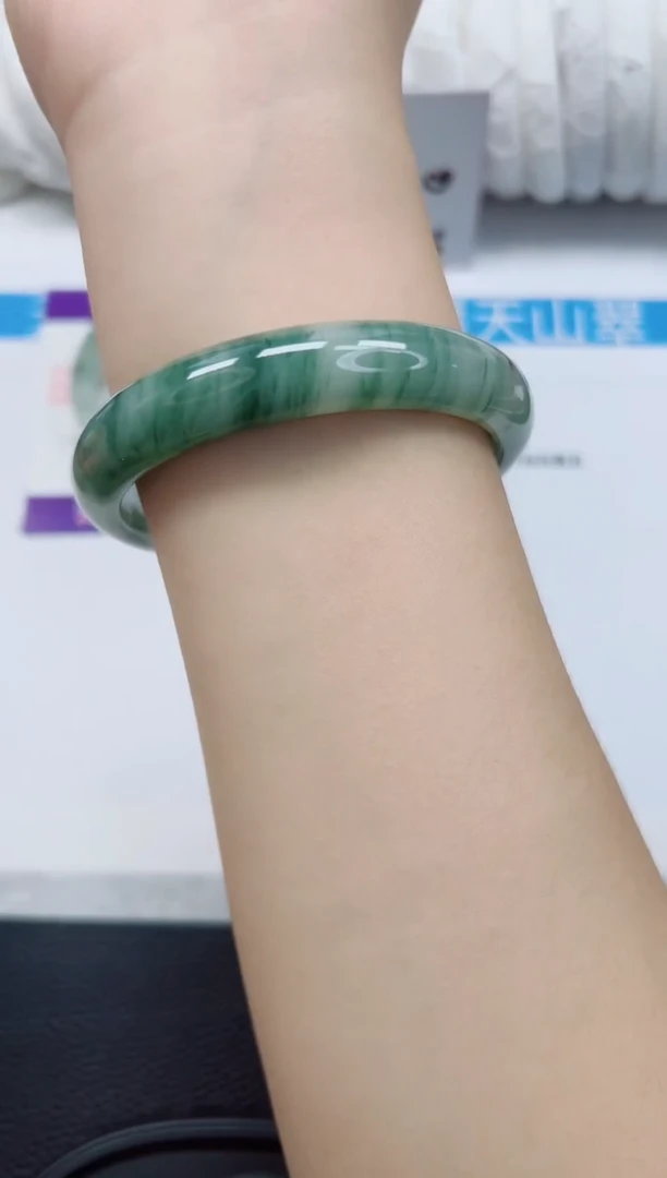 未镶嵌手镯石英质玉25-62/63