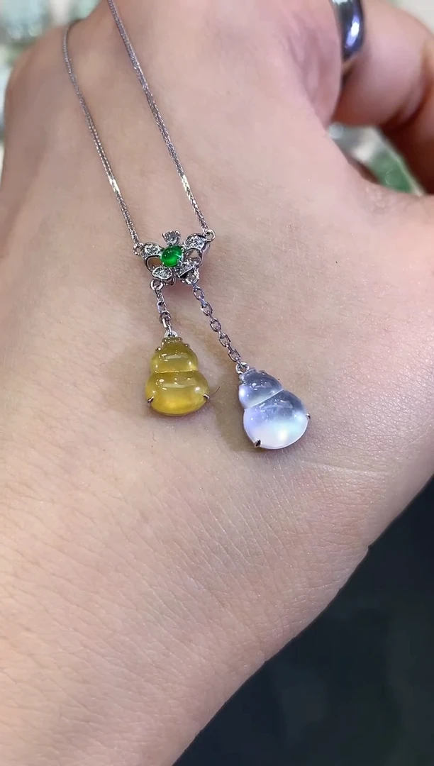 吊坠(不含链)18K金镶嵌翡翠B38 多样性一件发货