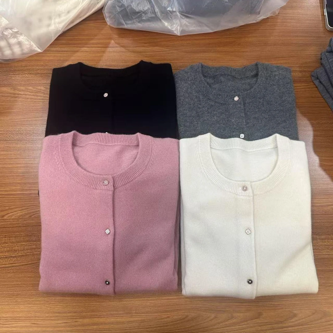 2025春新款100纯山羊绒圆领开衫女针织衫长袖毛衣外套