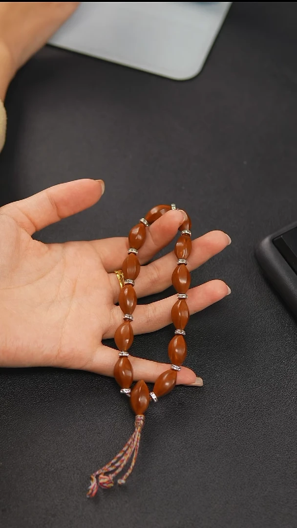 吊坠橄榄核素串1