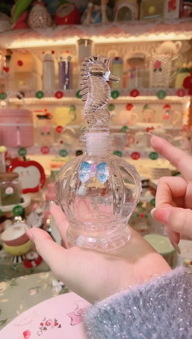 【闪购商品】摆件香水分装瓶开播福利，数量不多，快抢！