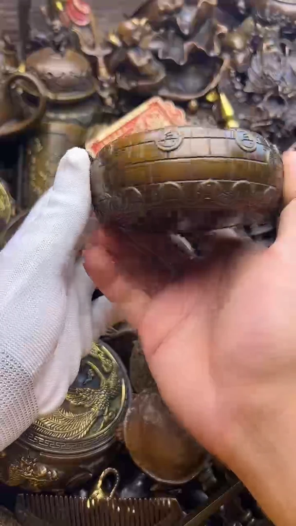 精美铜器，点击下单