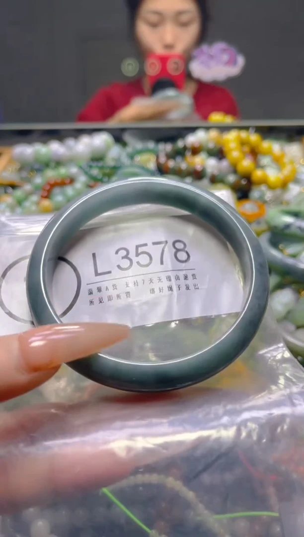 颈饰未镶嵌翡翠61-62/L/翡翠A货，一件也是批发价