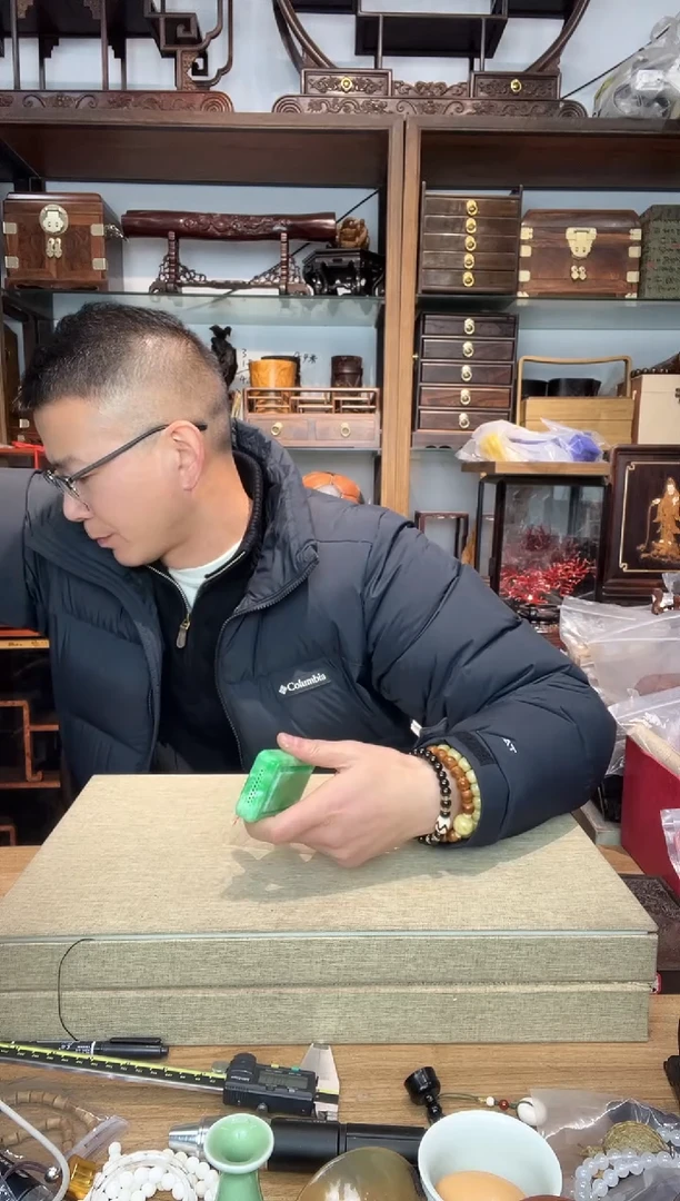 乌木类书架28号黄蛉盒