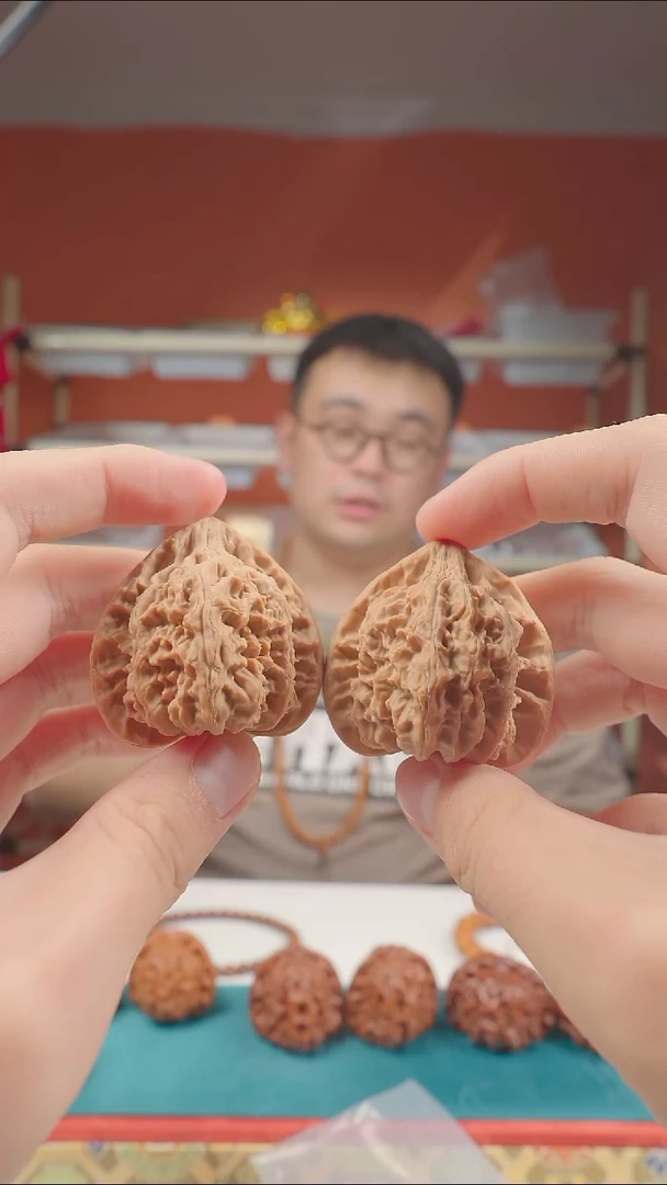 把件文玩核桃J****N马蹄定向 JING YAN