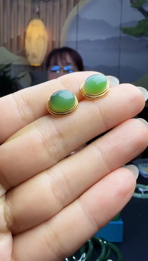 银S925镶嵌和田玉耳饰默*碧玉猫眼耳钉