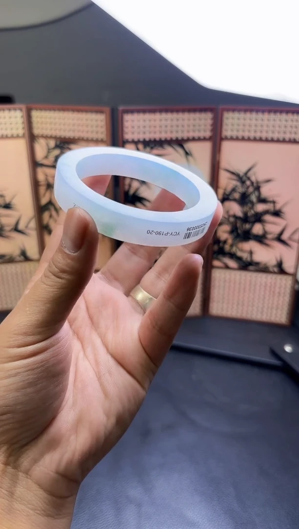 未镶嵌手镯定制翡翠手镯定制