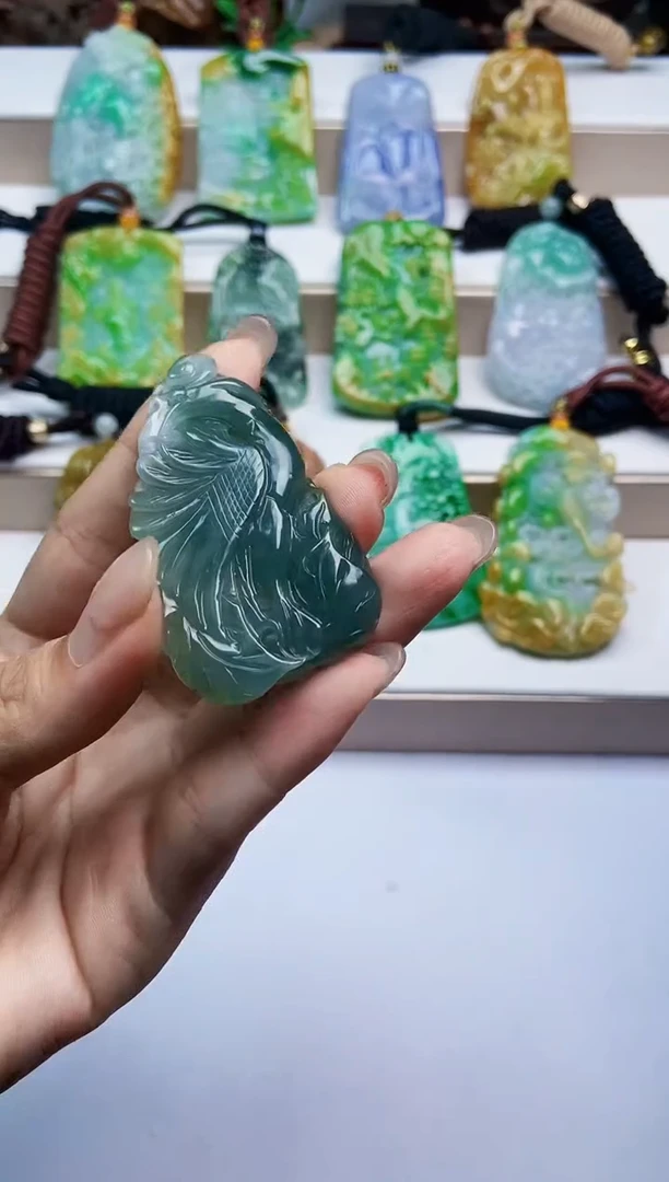 颈饰未镶嵌翡翠翡翠A货