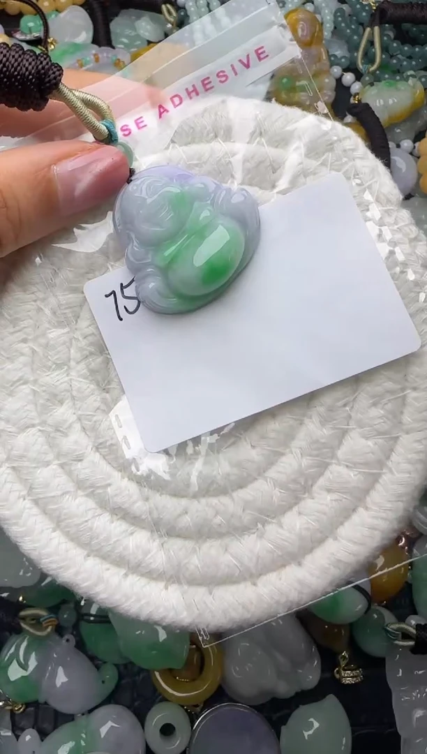 颈饰未镶嵌翡翠缅甸翡翠吊坠