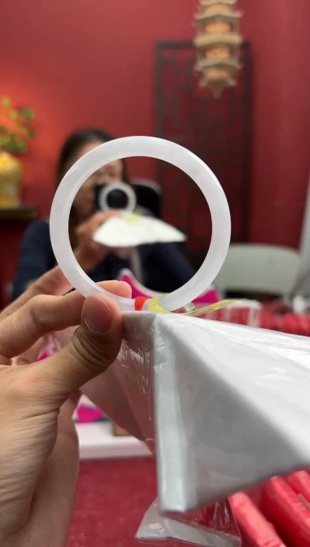 未镶嵌手镯（圆镯）翡翠翡翠手镯6