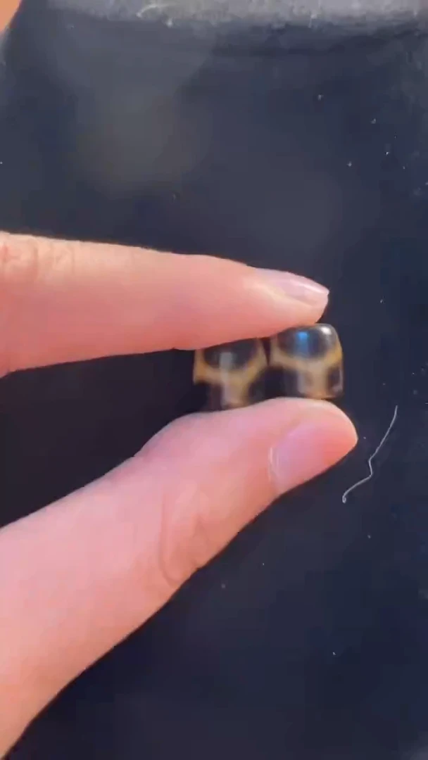 玛瑙/玉髓（覆膜）颈饰未镶嵌100(微瑕随机发货）