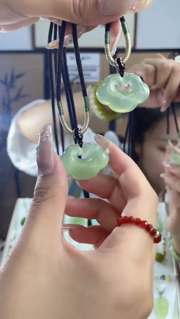 岫玉未镶嵌吊坠多样性发货其中发一